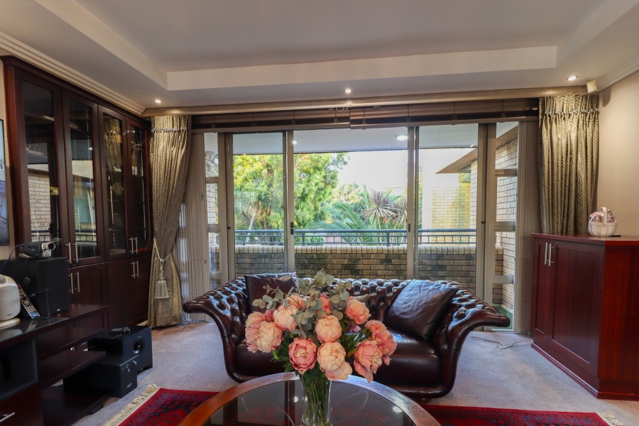 4 Bedroom Property for Sale in Heuwelsig Free State